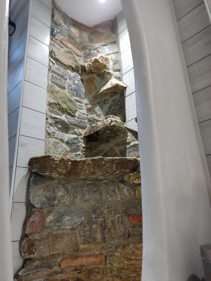 Kaldera Villa